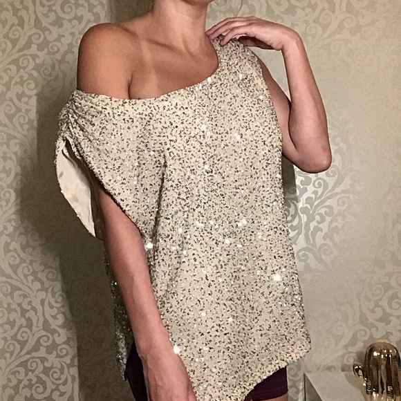 Haute Hippie Beautiful Beaded Top 💕 - Picture 2 of 8